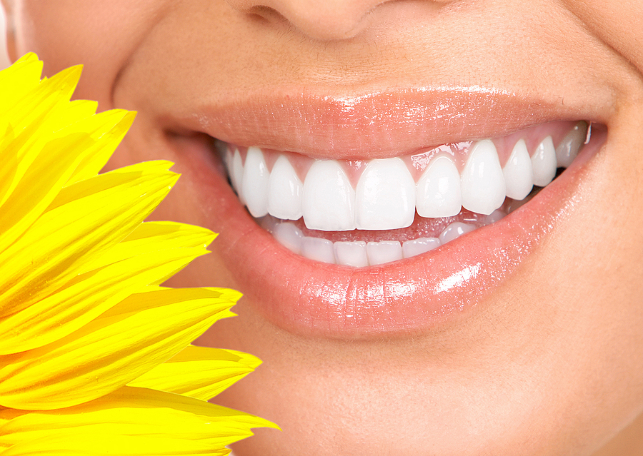 The Complete Guide to Teeth Whitening: Brighten Your Smile with Robinson Family Dentistry
